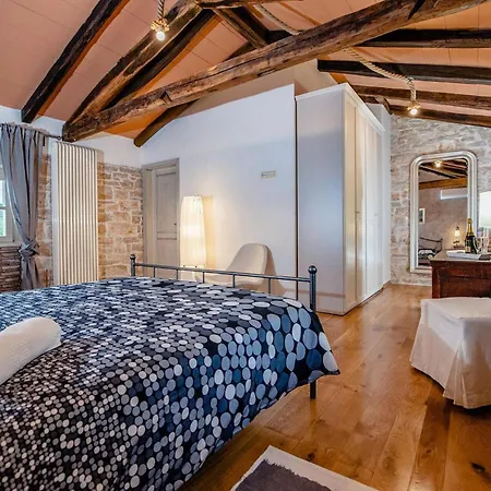 Tomani Semesterbostad